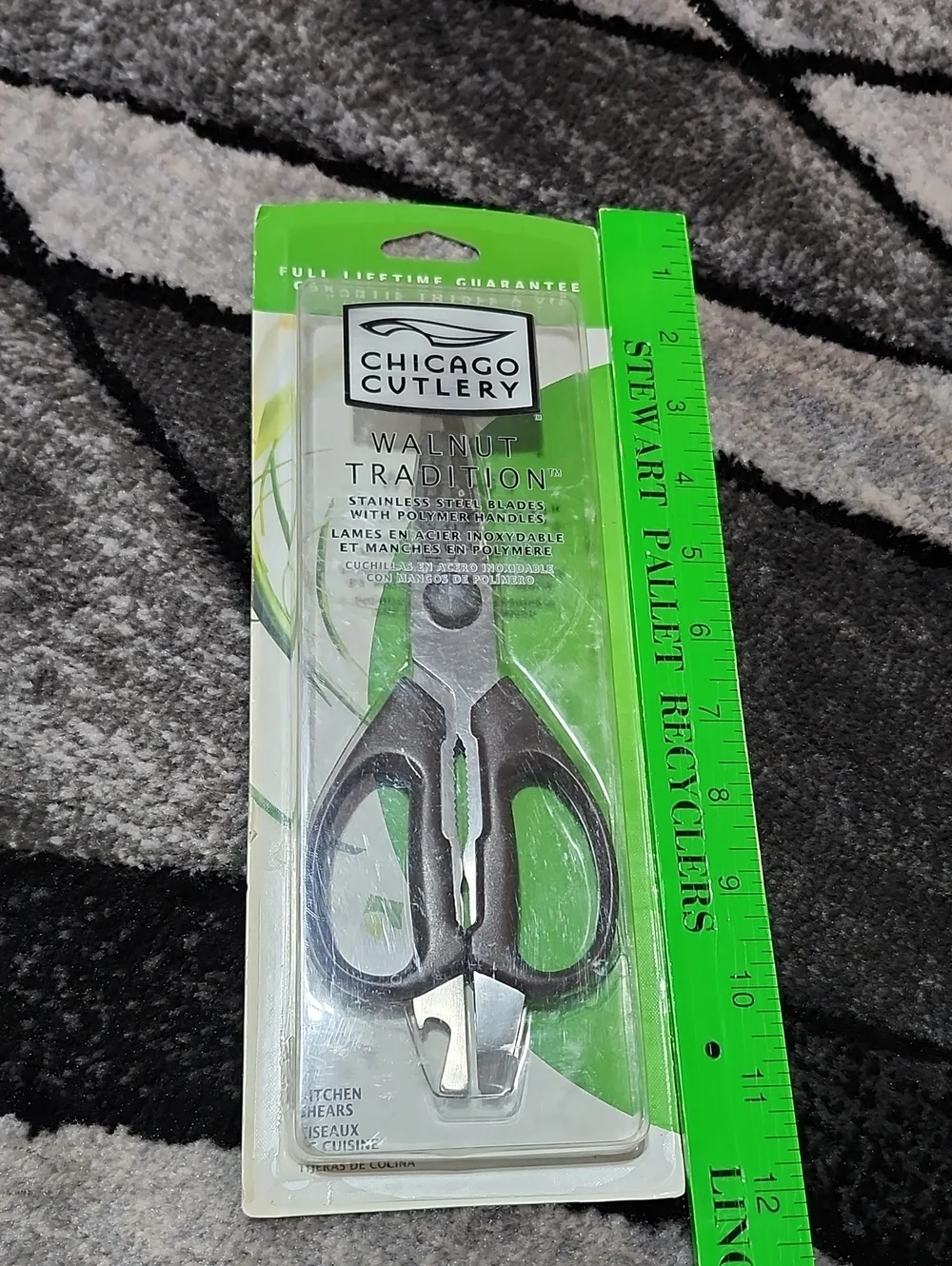 CHICAGO CUTLERY 2008 WALNUT TRADITION STAINLESS STEEL MULTI-PURPOSE SHEARS
